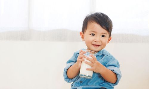 Beri Nutrisi Maksimal! Ini Resep MPASI dengan Susu Segar untuk Anak Umur 12 Bulan