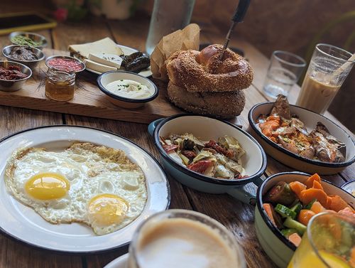 Gizi Seimbang dalam Sepiring Sarapan: Panduan Menerapkan Pola Makan Sehat Sejak Pagi Hari